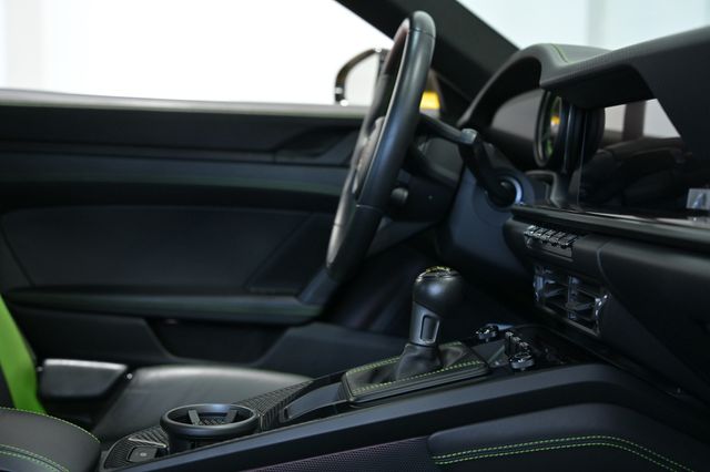 2022 Porsche 911 GT3 Coupe w/Touring Package - 23069084 - 40