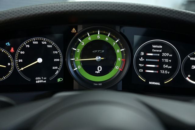 2022 Porsche 911 GT3 Coupe w/Touring Package - 23069084 - 50
