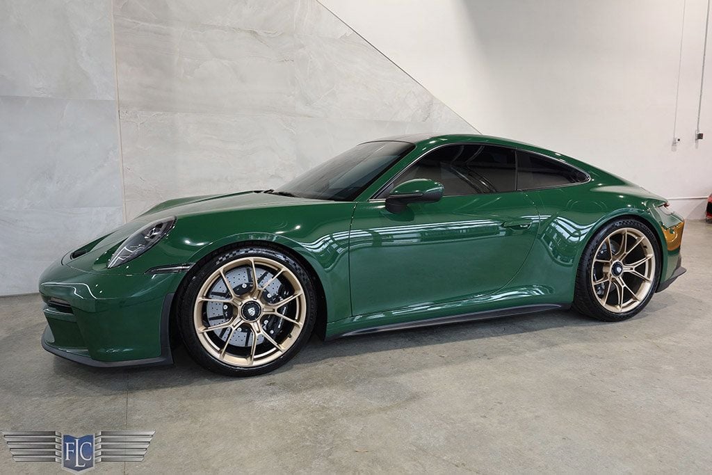 2022 Porsche 911 GT3 Coupe w/Touring Package - 22637606 - 3