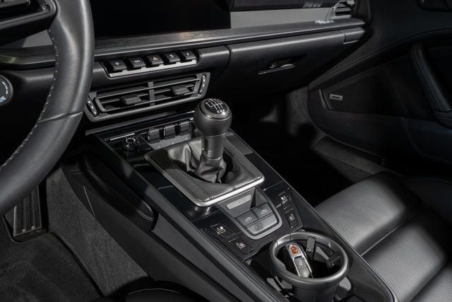 2022 Porsche 911 Targa 4 GTS Coupe photo 12