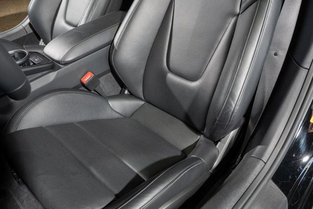 2022 Porsche 911 Targa 4 GTS Coupe photo 17