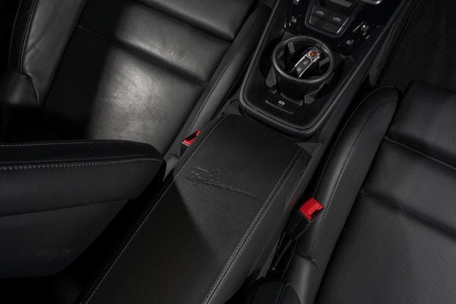 2022 Porsche 911 Targa 4 GTS Coupe photo 18