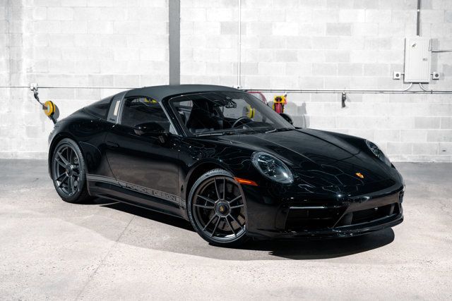 2022 Porsche 911 Targa 4 GTS Coupe photo 29