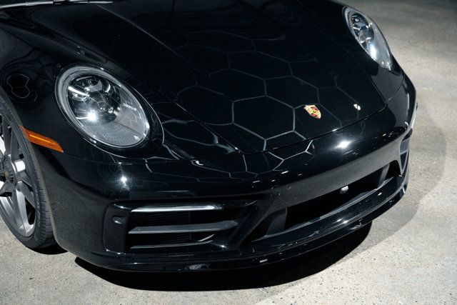 2022 Porsche 911 Targa 4 GTS Coupe photo 32