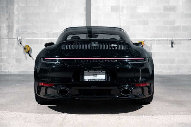 2022 Porsche 911 Targa 4 GTS Coupe photo 4