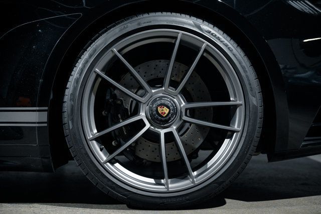 2022 Porsche 911 Targa 4 GTS Coupe photo 44