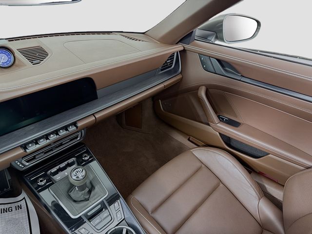 2022 Porsche 911 Targa 4 GTS - 23020926 - 25