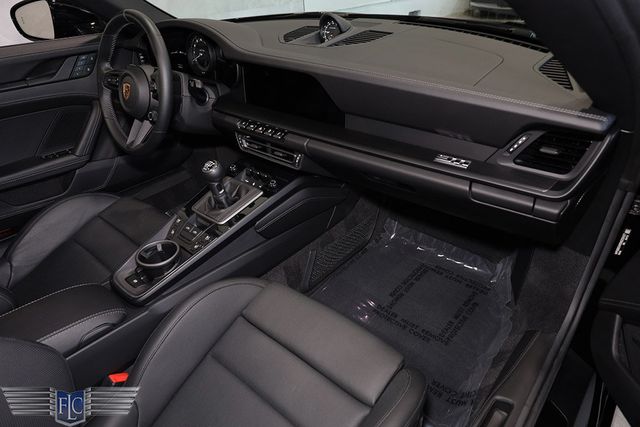 2022 Porsche 911 Targa 4S - 22634485 - 22