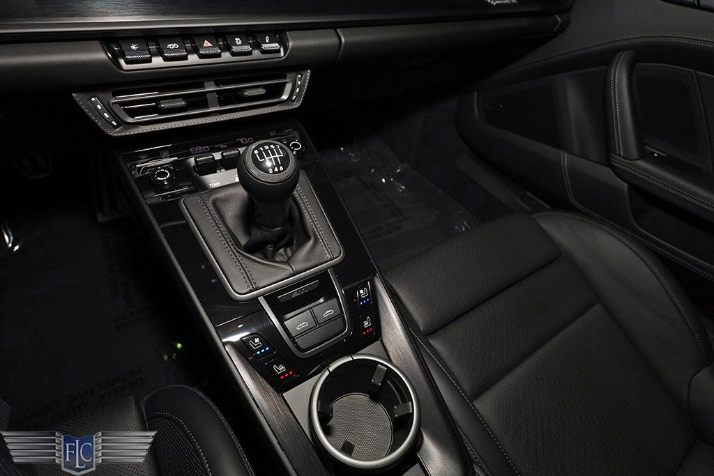 2022 Porsche 911 Targa 4S - 22634485 - 29