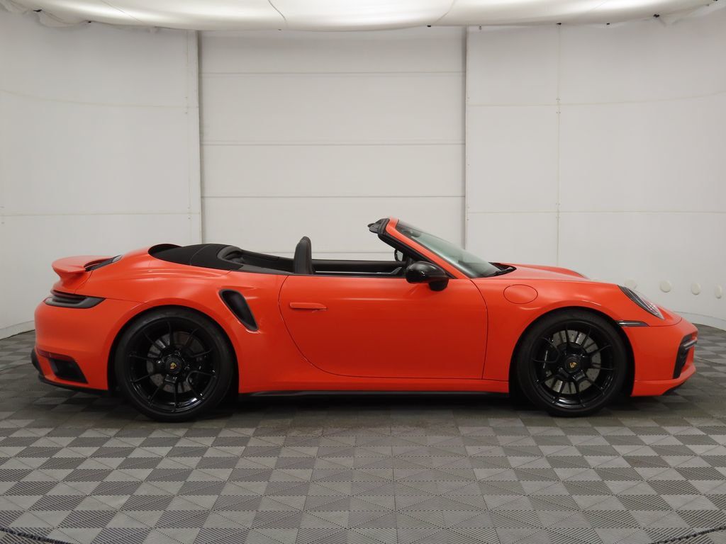 2022 Porsche 911 Turbo Cabriolet photo 4
