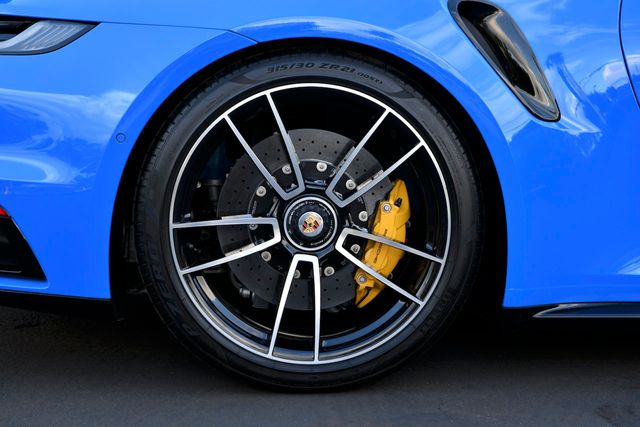 2022 Porsche 911 Turbo S Cabriolet - 22351504 - 27