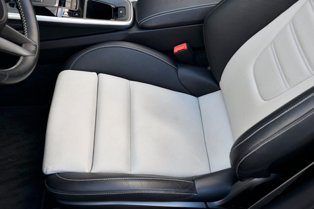 2022 Porsche 911 Turbo S Cabriolet - 22351504 - 40