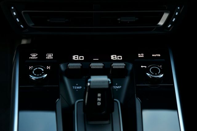 2022 Porsche 911 Turbo S Cabriolet - 22351504 - 53