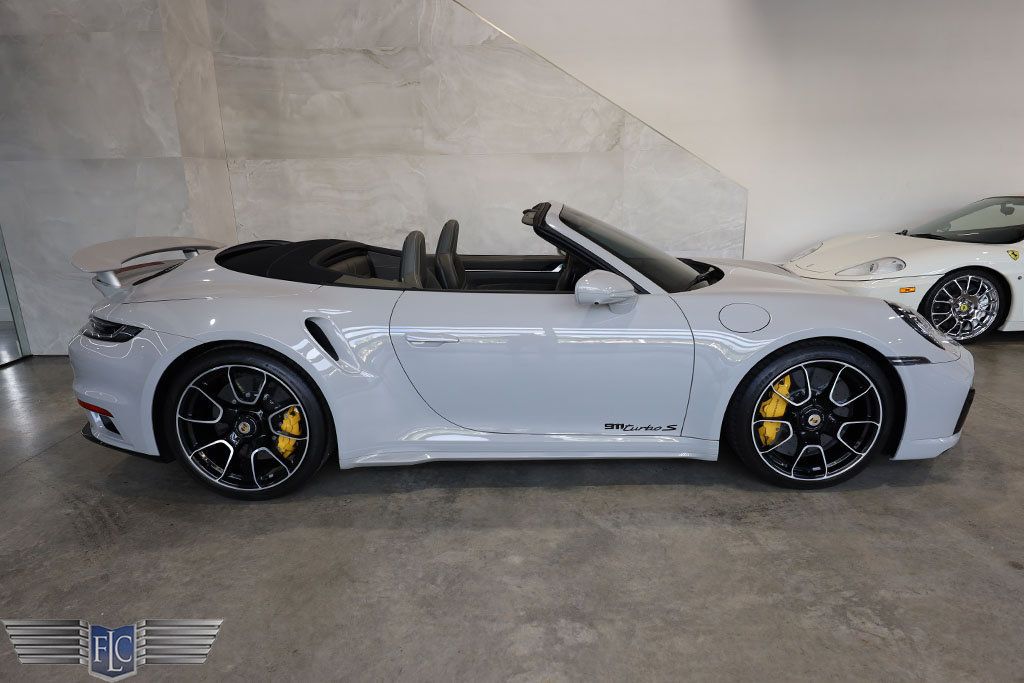 2022 Porsche 911 Turbo S Cabriolet - 22504176 - 13