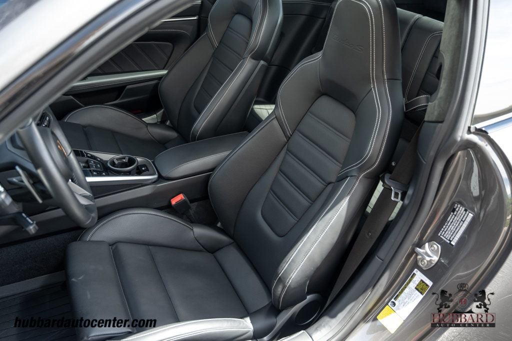 2022 Porsche 911 Turbo S Coupe - 23033947 - 18