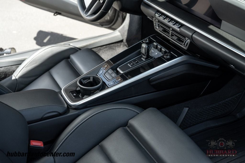 2022 Porsche 911 Turbo S Coupe - 23033947 - 22