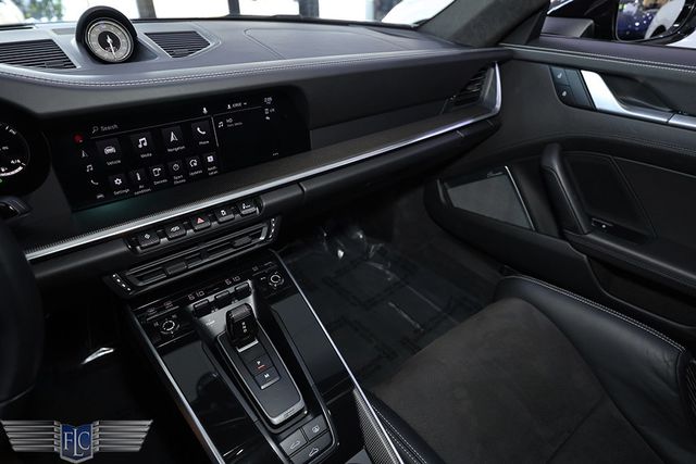 2022 Porsche 911 Turbo S Coupe - 22972338 - 19