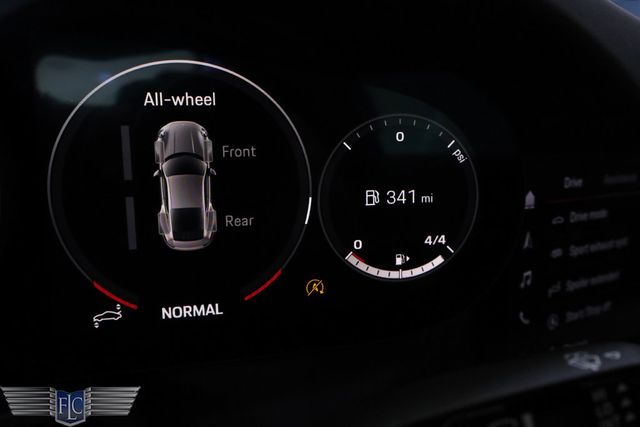 2022 Porsche 911 Turbo S Coupe - 22972338 - 31