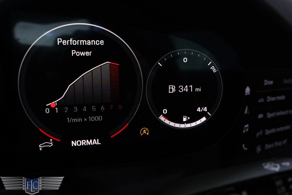 2022 Porsche 911 Turbo S Coupe - 22972338 - 32