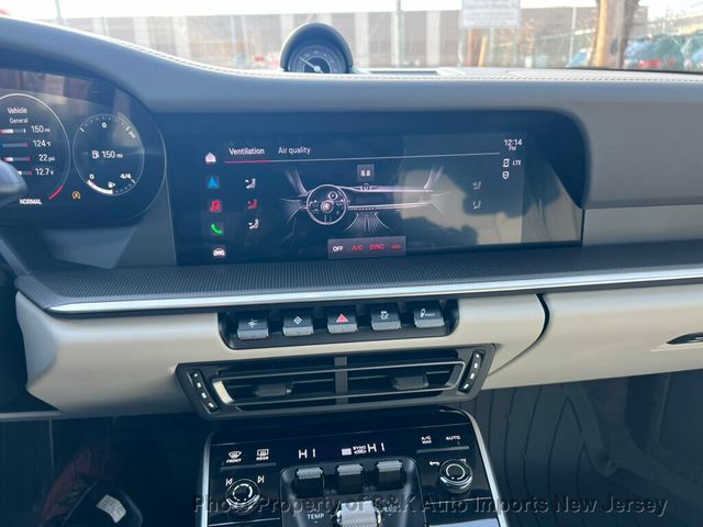 2022 Porsche 911 Turbo S Coupe - 22966123 - 28