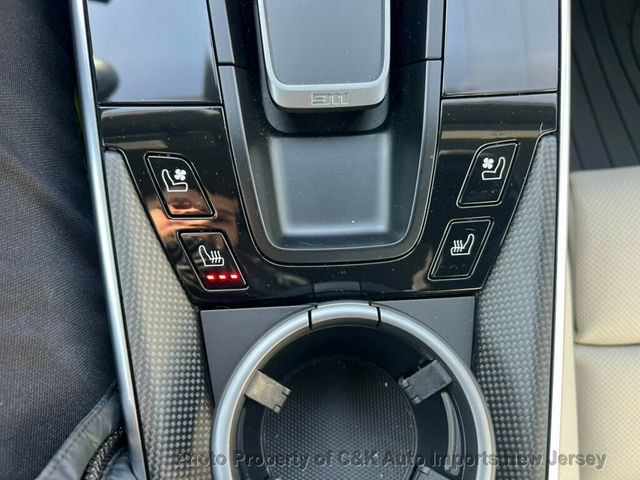 2022 Porsche 911 Turbo S Coupe - 22966123 - 32
