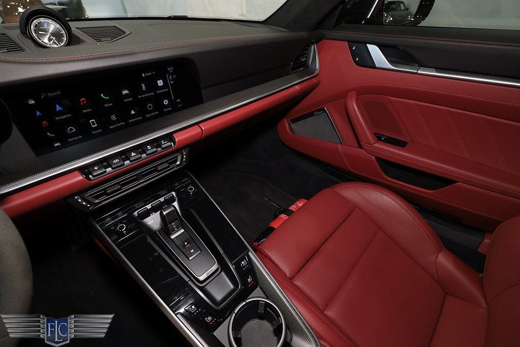 2022 Porsche 911 Turbo S Coupe - 22838871 - 26