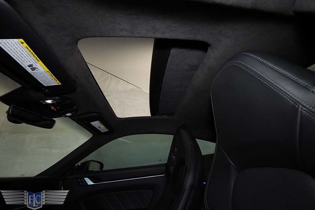 2022 Porsche 911 Turbo S Coupe - 23001606 - 17