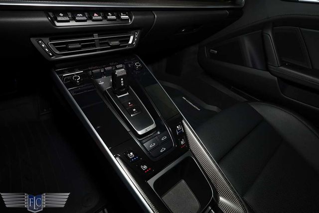 2022 Porsche 911 Turbo S Coupe - 23001606 - 29