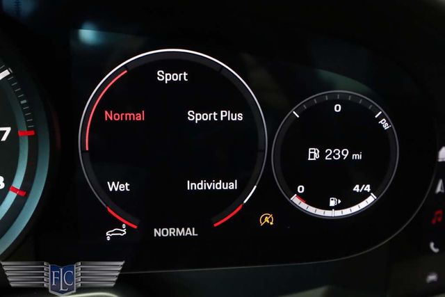 2022 Porsche 911 Turbo S Coupe - 23001606 - 33