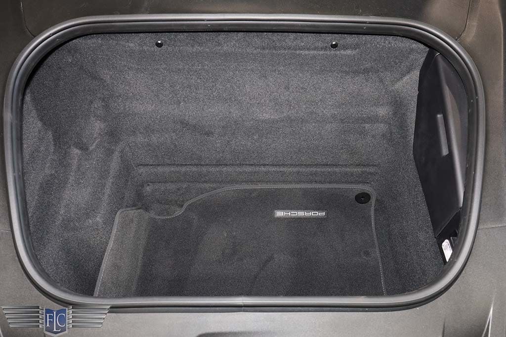 2022 Porsche 911 Turbo S Coupe - 23001606 - 37