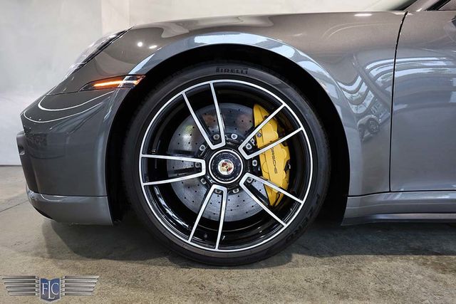 2022 Porsche 911 Turbo S Coupe - 23001606 - 38