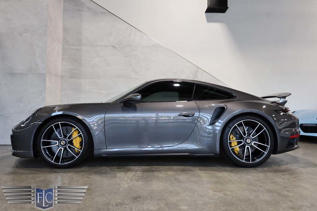 2022 Porsche 911 Turbo S Coupe - 23001606 - 44