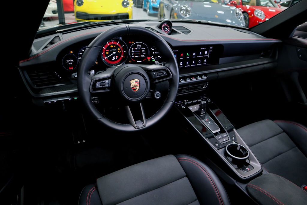 2022 Porsche 911 CARRERA GTS CAB * ONLY 2K MILES...Rare GTS Cabriolet! - 22265672 - 26
