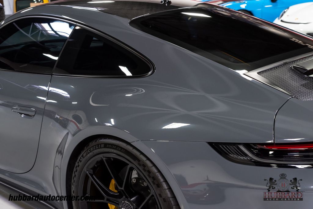 2022 Porsche 911 GT3 Touring Paint to Sample Lamborghini Grigio Telesto - Carbon Fiber Roof! - 22100186 - 40