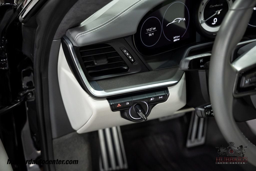 2022 Porsche 911 Turbo S photo 21