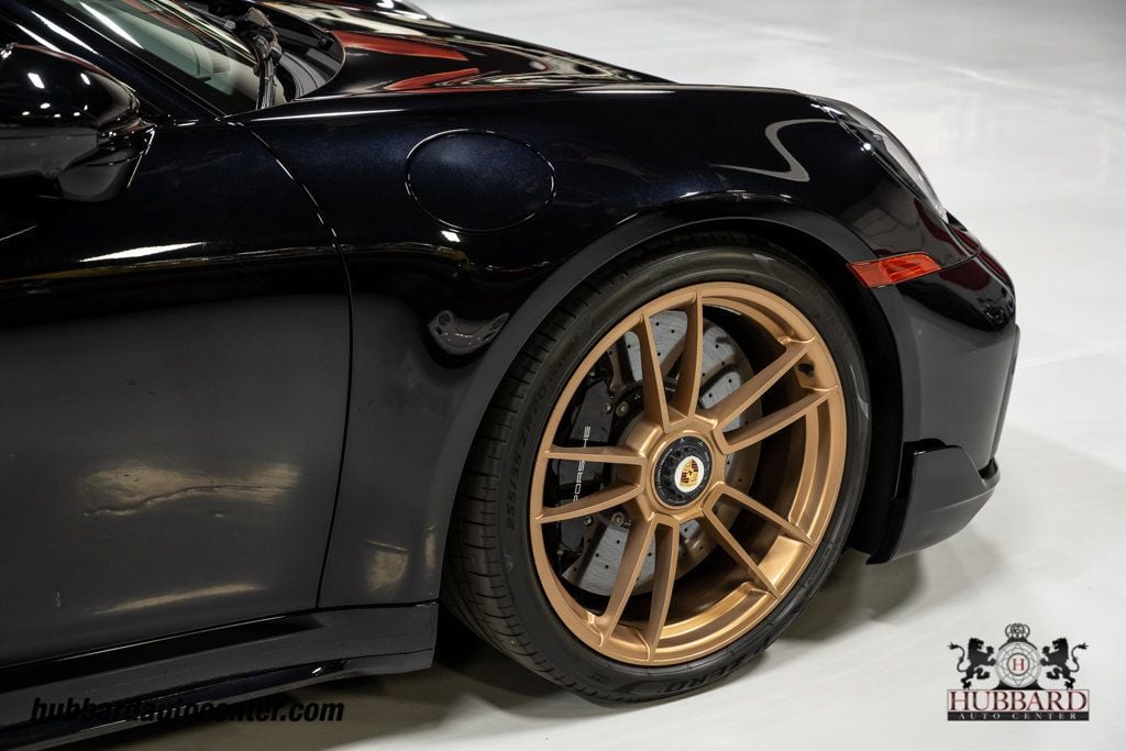 2022 Porsche 911 Turbo S photo 32