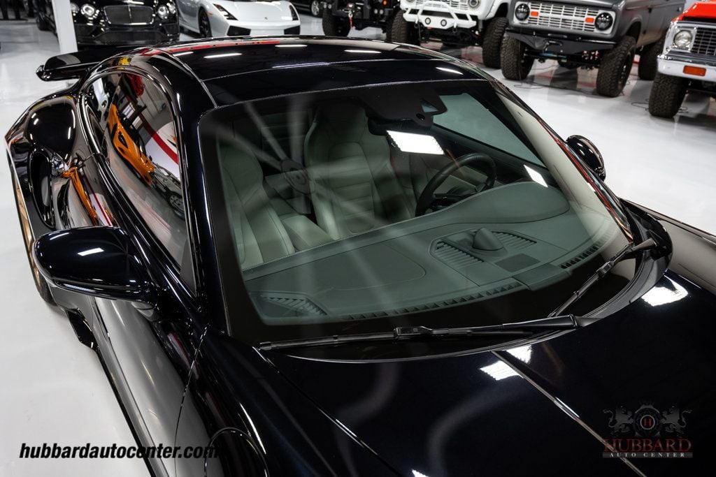 2022 Porsche 911 Turbo S photo 34