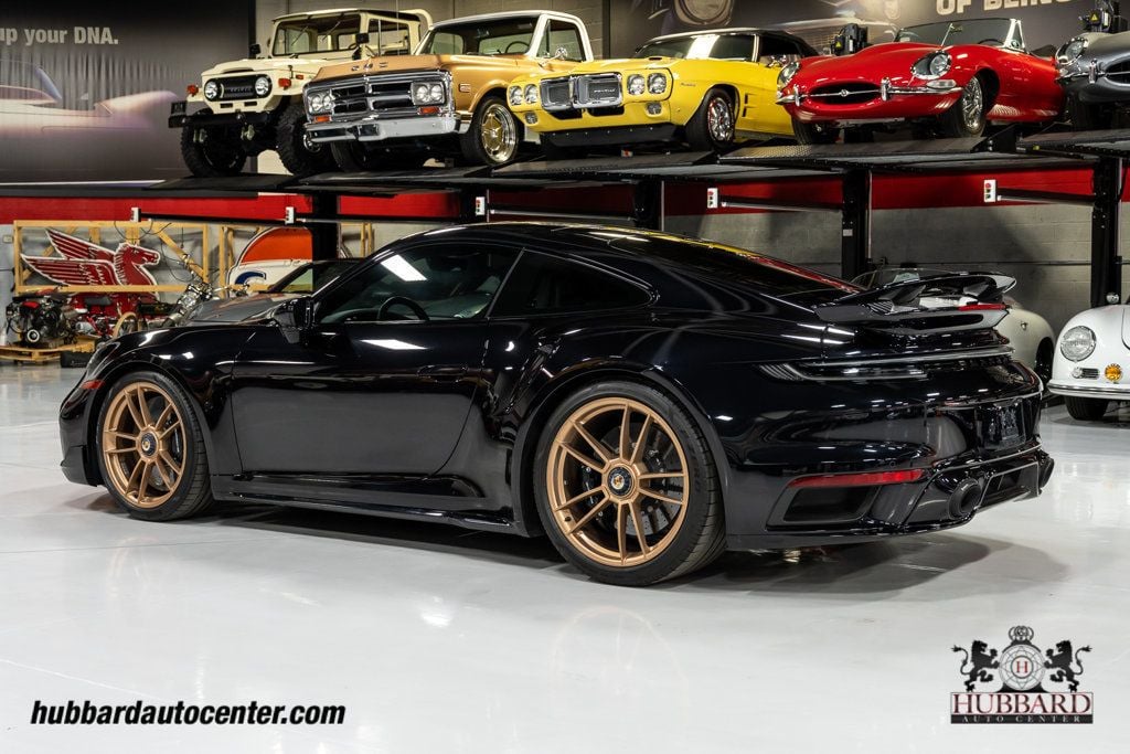 2022 Porsche 911 Turbo S photo 5