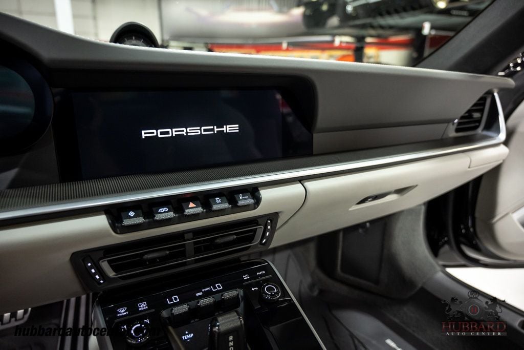 2022 Porsche 911 Turbo S photo 64