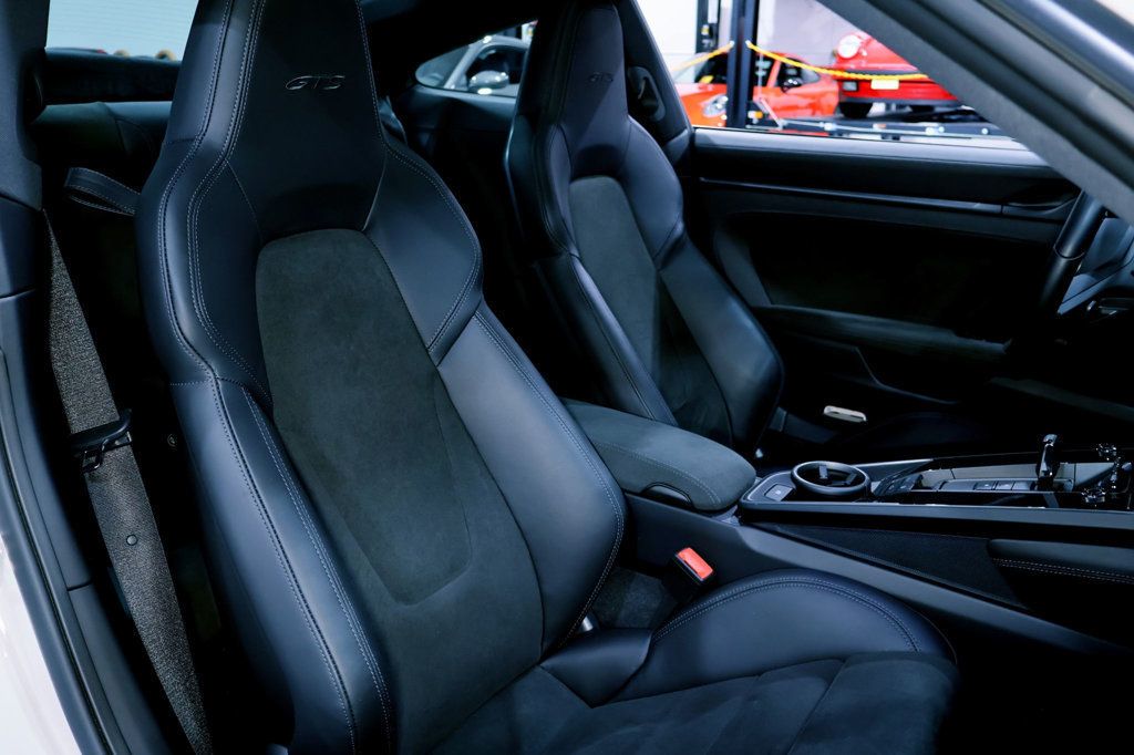 2022 Porsche CARRERA 4GTS CPE CHALK...8,990 Miles...Active CPO 2028!! - 22900762 - 18