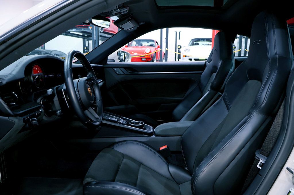 2022 Porsche CARRERA 4GTS CPE CHALK...8,990 Miles...Active CPO 2028!! - 22900762 - 20