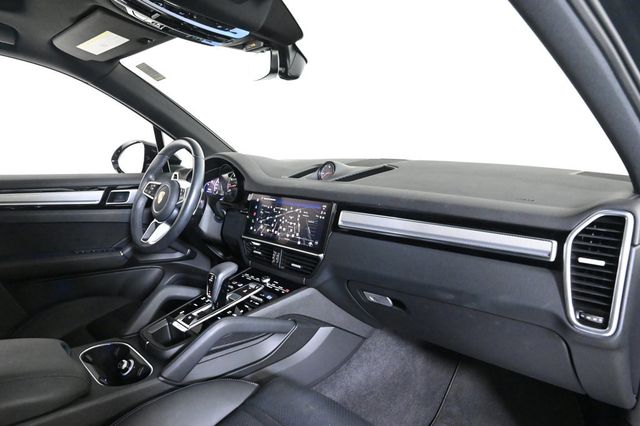 2022 Porsche Cayenne  - 22919163 - 17