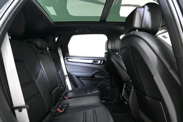 2022 Porsche Cayenne  - 22919163 - 19