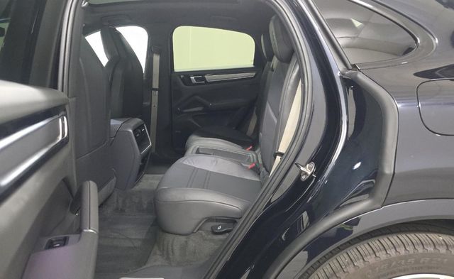 2022 Porsche Cayenne  - 22967211 - 9