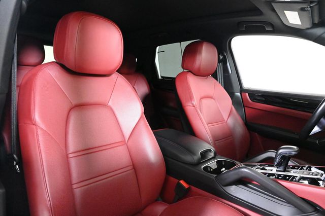 2022 Porsche Cayenne AWD - 22990780 - 17