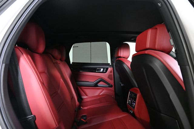 2022 Porsche Cayenne AWD - 22990780 - 18