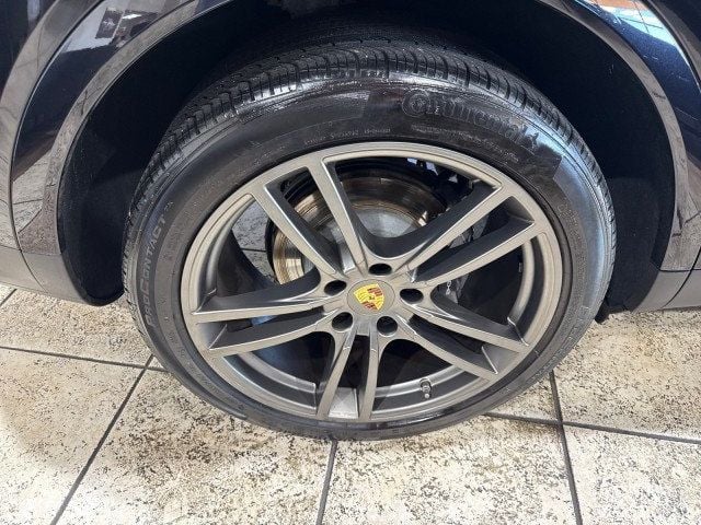2022 Porsche Cayenne AWD - 22940826 - 9