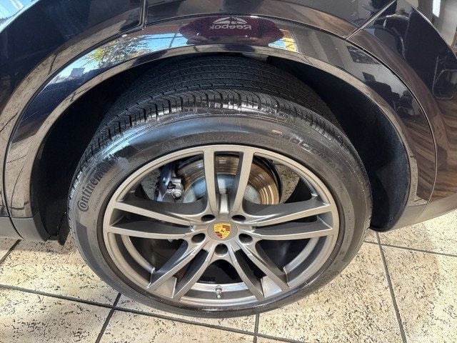 2022 Porsche Cayenne AWD - 22940826 - 12