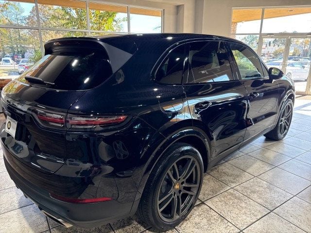 2022 Porsche Cayenne AWD - 22940826 - 4