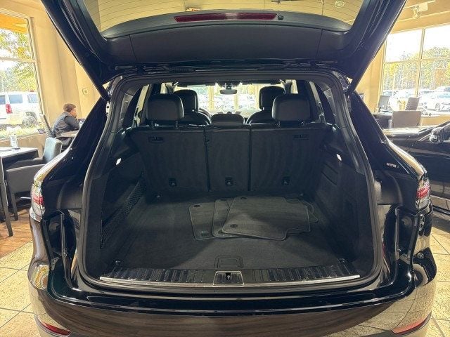 2022 Porsche Cayenne AWD - 22940826 - 6